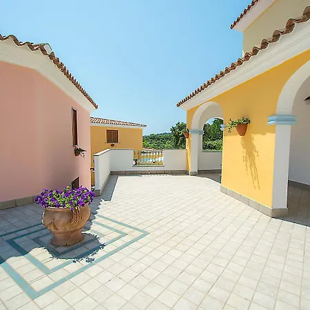 Idyllic Cala Viola Sleeps 2 Cala Liberotto